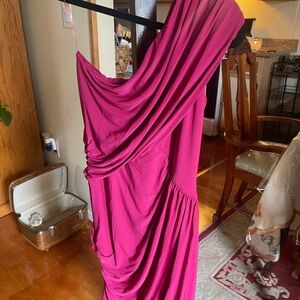 Elegant Magenta One-Shoulder Dress